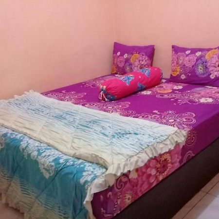 Adelya Homestay Praya Dış mekan fotoğraf